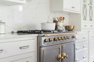 [Address not provided], Hinsdale, IL 60521 - Photo 13