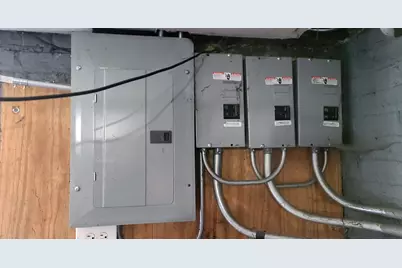 6551 N Sacramento Avenue, Chicago, IL 60645 - Photo 11