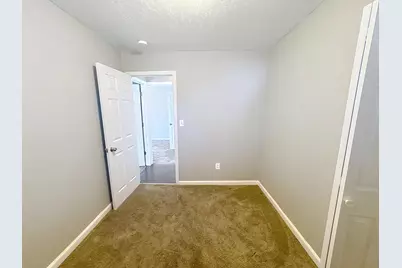 2125 N Nevada Avenue, Davenport, IA 52804 - Photo 19