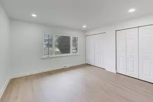 297 Columbine Dr, Clarendon Hills, IL 60514 - Photo 17