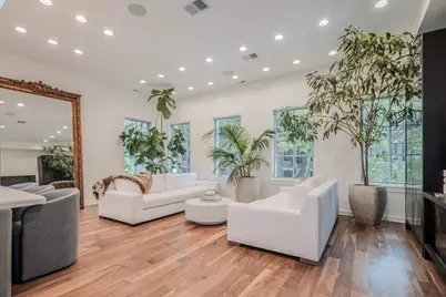 22 E Elm Street #PH, Chicago, IL 60611 - Photo 3