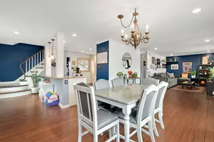 8206 Mango Ave, Morton Grove, IL 60053 - Photo 7