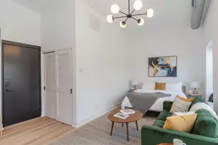 2718 N Hampden Ct, Chicago, IL 60614 - Photo 3