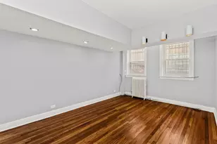 3648 N Pine Grove Ave, Chicago, IL 60613 - Photo 3