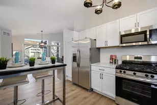 1159 Harbor Ct, Glendale Heights, IL 60139 - Photo 11