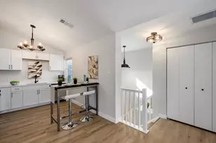 1159 Harbor Ct, Glendale Heights, IL 60139 - Photo 9