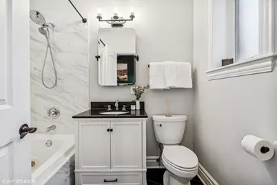 1713 W Leland Avenue #2, Chicago, IL 60640 - Photo 11