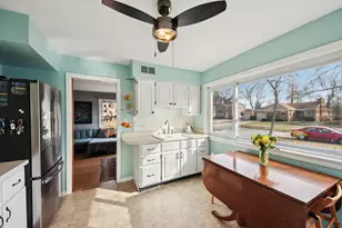 534 Hermitage Dr, Deerfield, IL 60015 - Photo 7