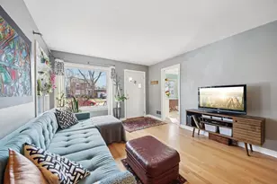 534 Hermitage Dr, Deerfield, IL 60015 - Photo 3