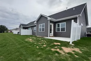 632 Anjali Court, Sycamore, IL 60178 - Photo 23