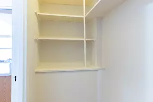 6509 N Hoyne Ave, Chicago, IL 60645 - Photo 9