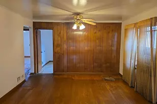 10747 S King Dr, Chicago, IL 60628 - Photo 7