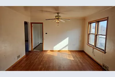 10747 S King Drive, Chicago, IL 60628 - Photo 11