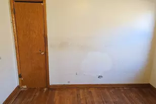 10747 S King Dr, Chicago, IL 60628 - Photo 13