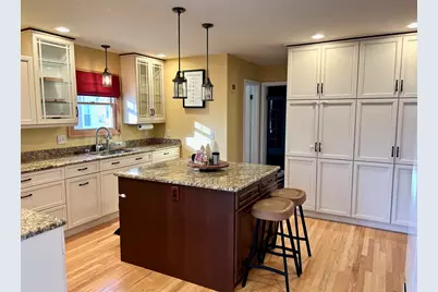 428 E Thompson Street, Princeton, IL 61356 - Photo 5