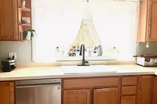 24 Johnathan Rd, Lake Zurich, IL 60047 - Photo 9