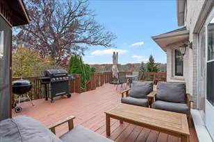 9111 Hawthorn Dr, Hickory Hills, IL 60457 - Photo 41