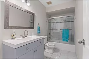 9111 Hawthorn Dr, Hickory Hills, IL 60457 - Photo 19