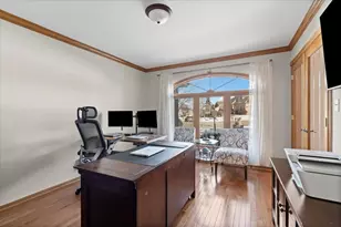 9111 Hawthorn Dr, Hickory Hills, IL 60457 - Photo 15