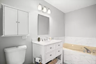 7S367 Augusta Ln, Naperville, IL 60540 - Photo 23