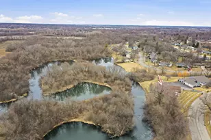 606 Waters Edge Dr, McHenry, IL 60050 - Photo 29