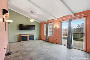 606 Waters Edge Dr, McHenry, IL 60050 - Photo 15