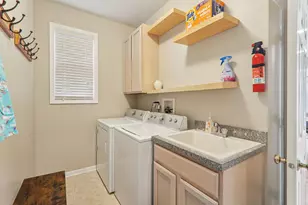 484 W Haleys Hill Ct, Palatine, IL 60074 - Photo 15