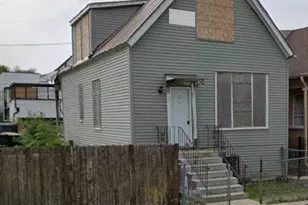 4711 W Huron Ave, Chicago, IL 60644 - Photo 1