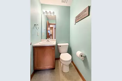 12411 Barberry Drive, Winnebago, IL 61088 - Photo 17