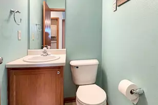 12411 Barberry Dr, Winnebago, IL 61088 - Photo 17