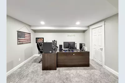 12411 Barberry Drive, Winnebago, IL 61088 - Photo 27