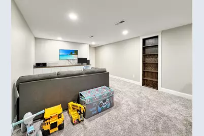 12411 Barberry Drive, Winnebago, IL 61088 - Photo 29