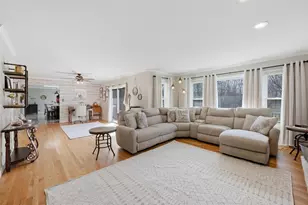 2 Rohe Ln, Crete, IL 60417 - Photo 13