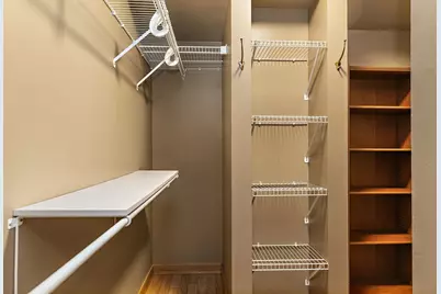 1122 N Clark Street #1007, Chicago, IL 60610 - Photo 23