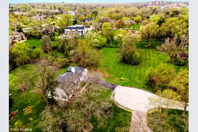 6420 Thurlow Street, Willowbrook, IL 60527 - Photo 3