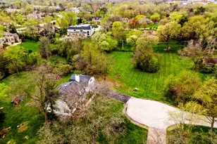 6420 Thurlow St, Willowbrook, IL 60527 - Photo 3