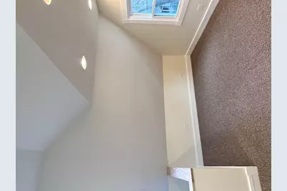 1834 W Byron Street #3, Chicago, IL 60613 - Photo 11