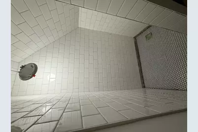 1834 W Byron Street #3, Chicago, IL 60613 - Photo 23