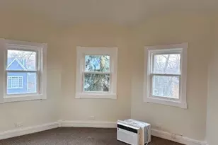 1834 W Byron St, Chicago, IL 60613 - Photo 3