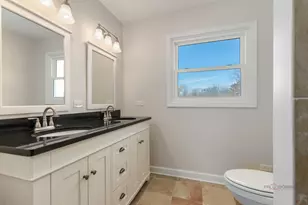 6785 W Creekside Dr, Long Grove, IL 60047 - Photo 33