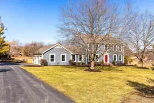 6785 W Creekside Dr, Long Grove, IL 60047 - Photo 3