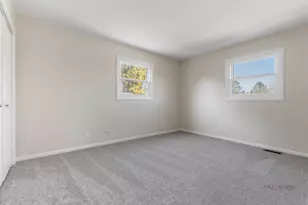 6785 W Creekside Dr, Long Grove, IL 60047 - Photo 31