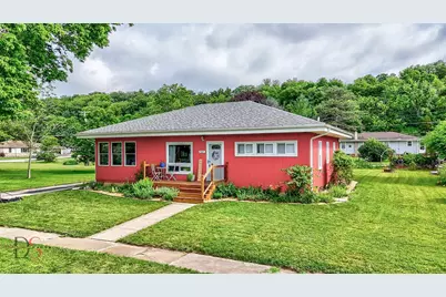 927 Clark Street, Marseilles, IL 61341 - Photo 1