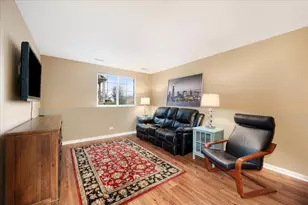 240 Devoe Dr, Oswego, IL 60543 - Photo 23