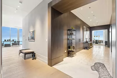 14 W Superior Street #7100, Chicago, IL 60654 - Photo 3