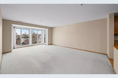 100 N Bokelman Street #330, Roselle, IL 60172 - Photo 9