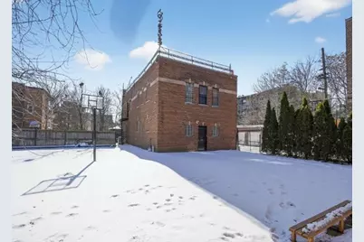 951 E Hyde Park Boulevard, Chicago, IL 60615 - Photo 5