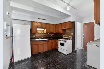 951 E Hyde Park Boulevard, Chicago, IL 60615 - Photo 11