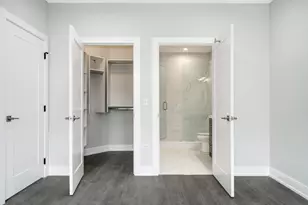 825 E 61st St, Chicago, IL 60637 - Photo 15