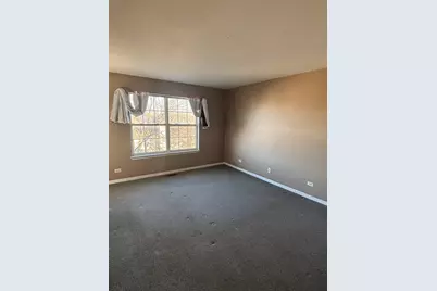 647 W Georgian Court #647, Addison, IL 60101 - Photo 7